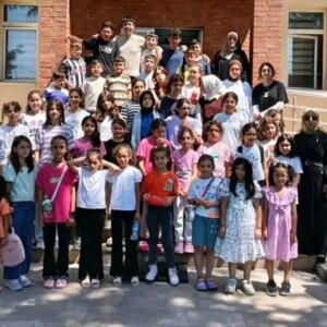 yaz kuran kursu ogrencilerinden kutuphane ziyareti ajRkIXZy