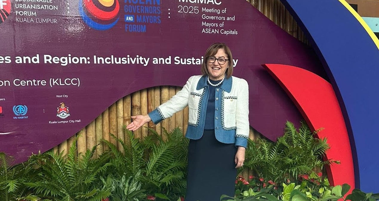 vatandas aclikla sinaniyor akpli belediye malezyada sov yapiyor 7hYnAOdM