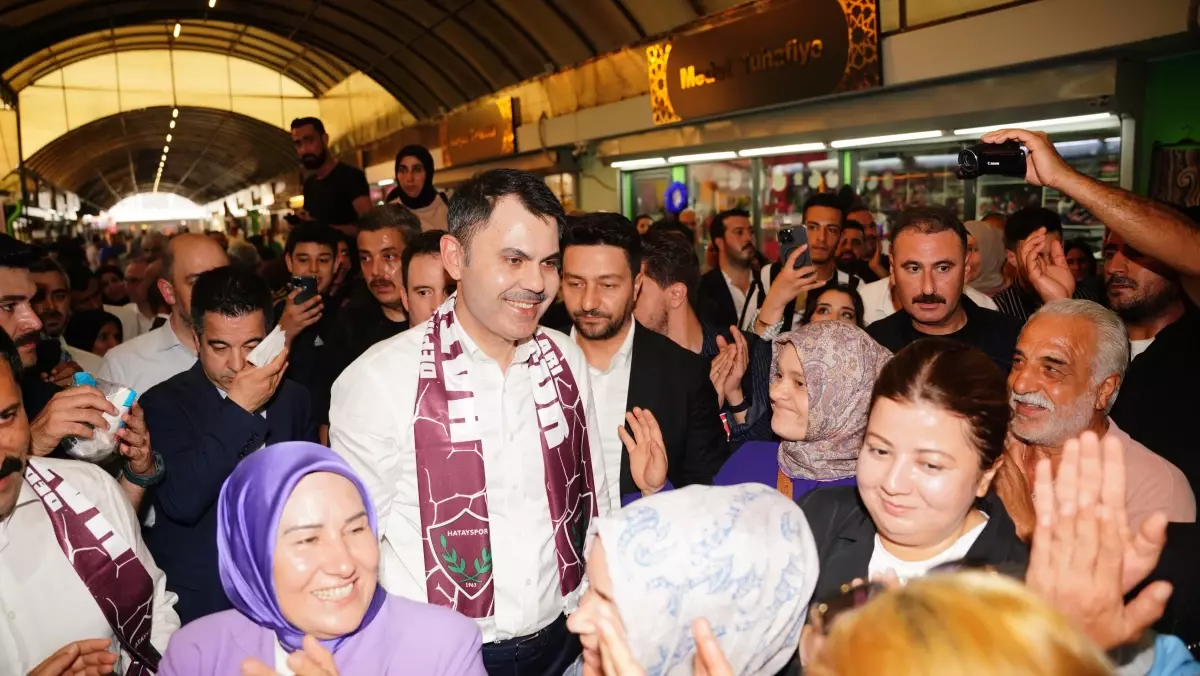 bakan kurum depremzedelere ziyaret etti EICIEkfP