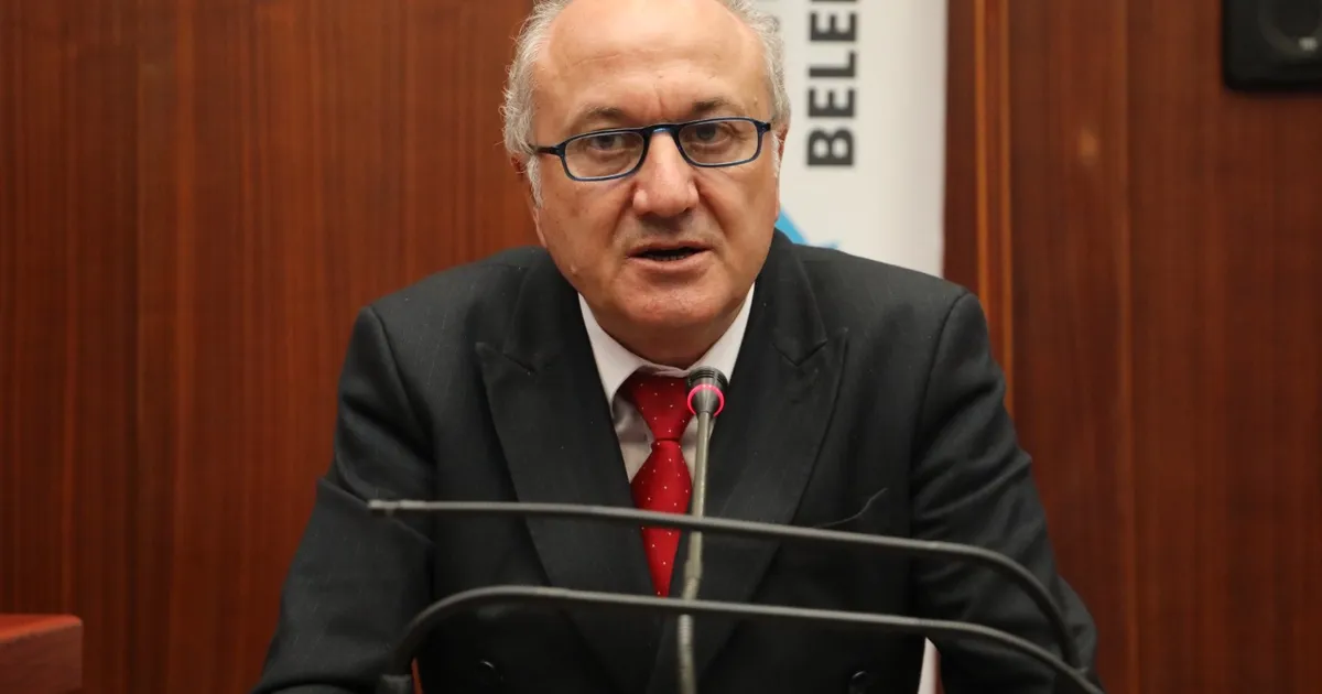 izmit belediye baskan yardimcisi erdem arcan istifa etti e39zFwVU