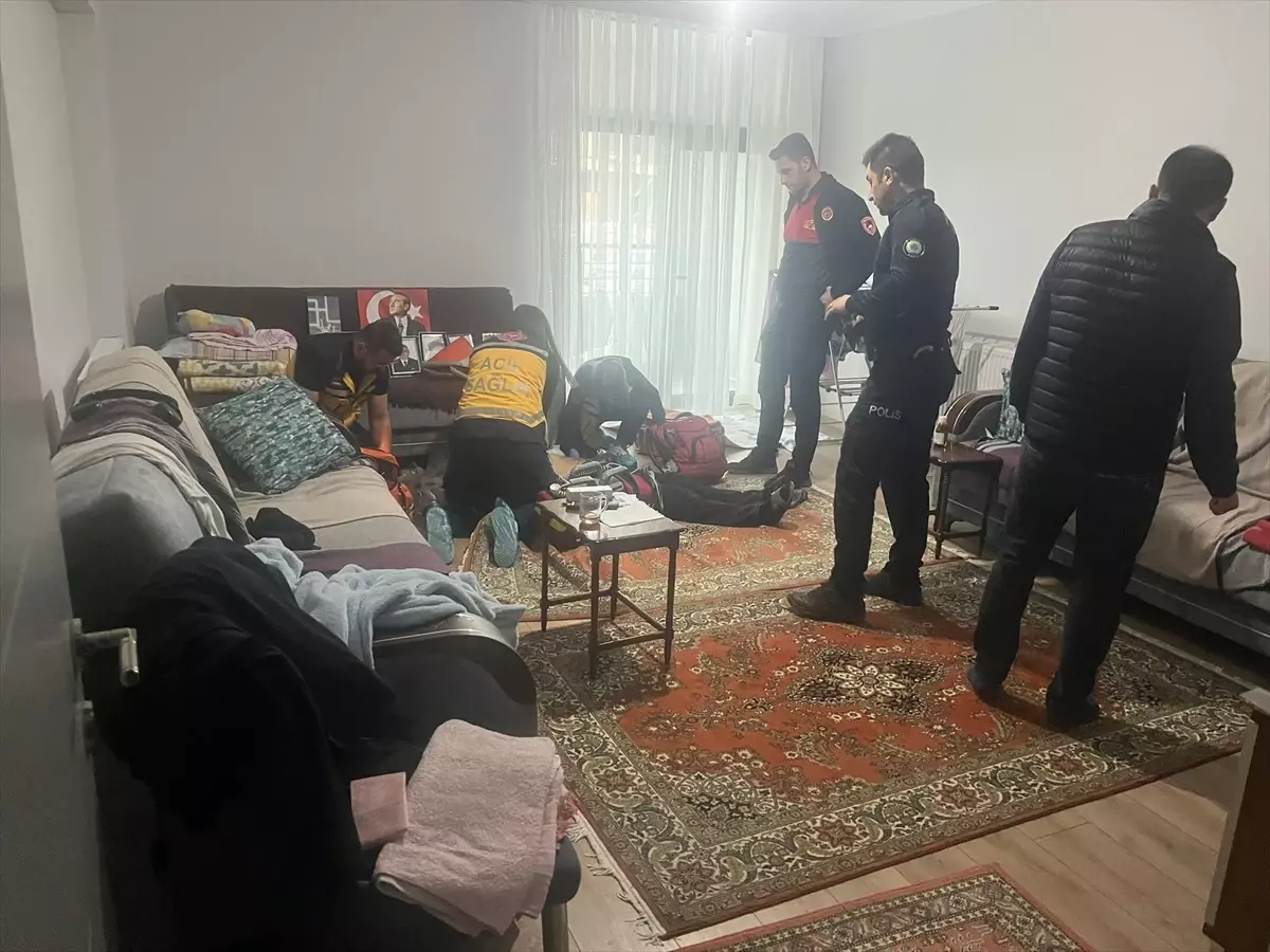 kalp krizi geciren adamin hayati pencereyle kurtarildi ejQDB7xU.jpg