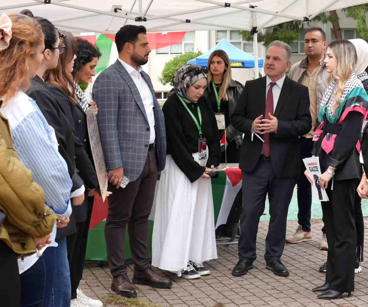 kocaeli saglik ve teknoloji universitesinden gazze icin farkindalik etkinligi UxSB9NzH.jpg