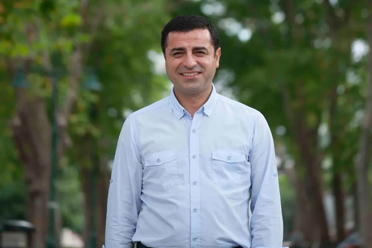 bahceliden sonra bir demirtas cikisi daha partinin agir topu net konustu IBH9pOjZ.jpg